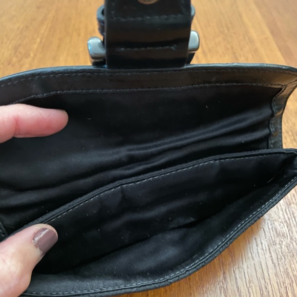 Coach wristlet - Picture 3 of 5